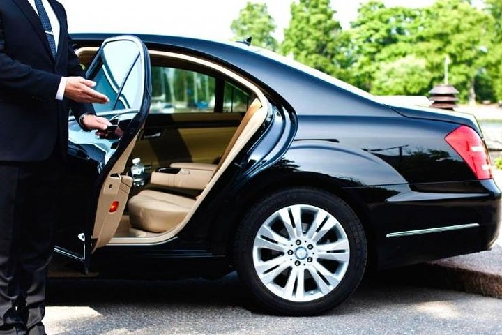 Trncomalee-Private-Car-and-Driver-Hire-Sri-Lanka-by-Sigiritrip-Tours-1